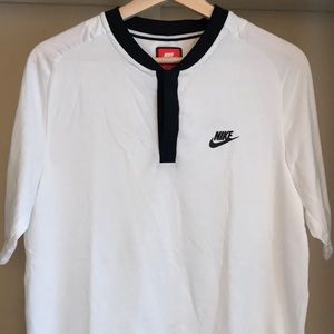 Athletic top by Nike. Size medium. Bundle to save!